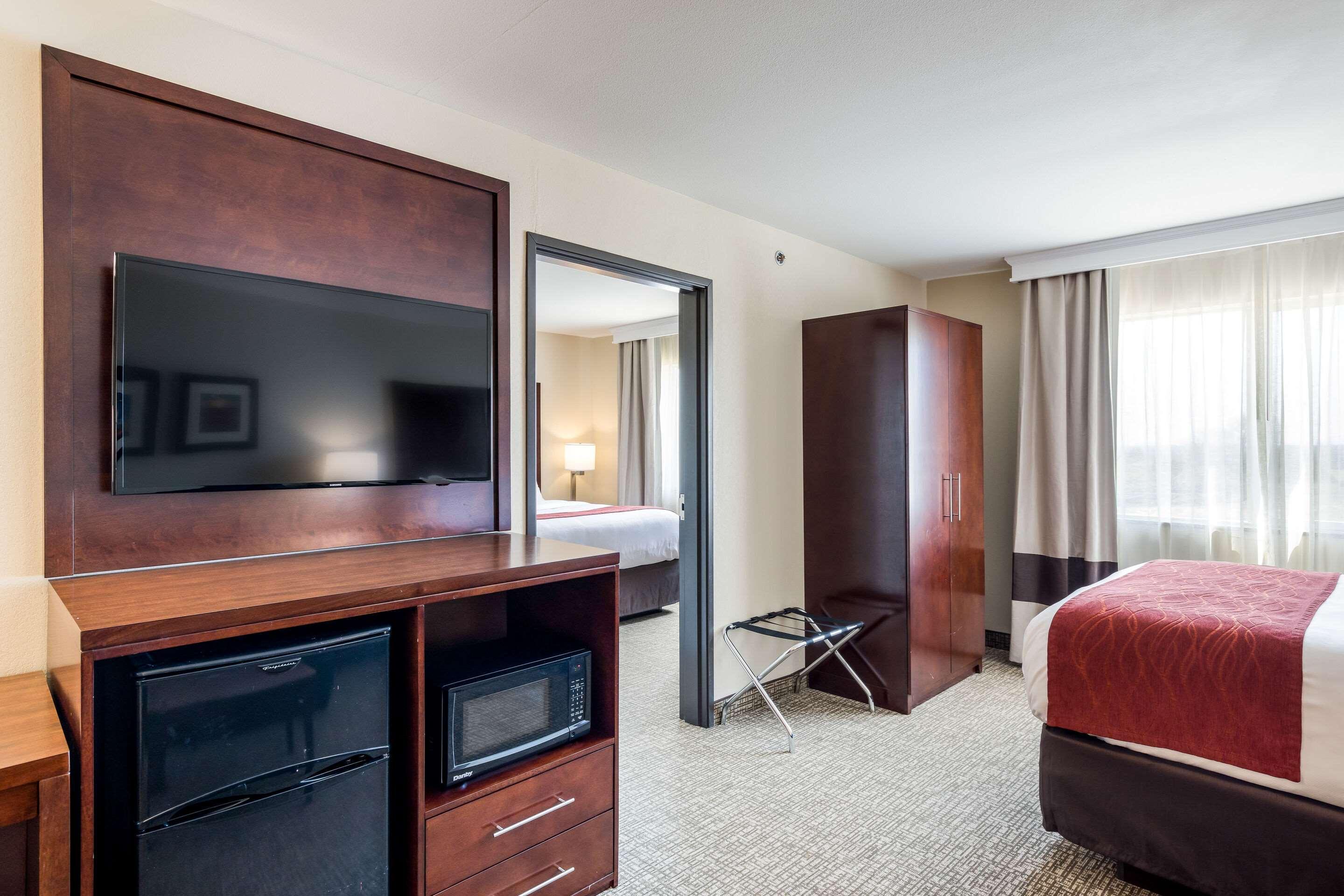 Comfort Inn Bonner Springs Kansas City Buitenkant foto